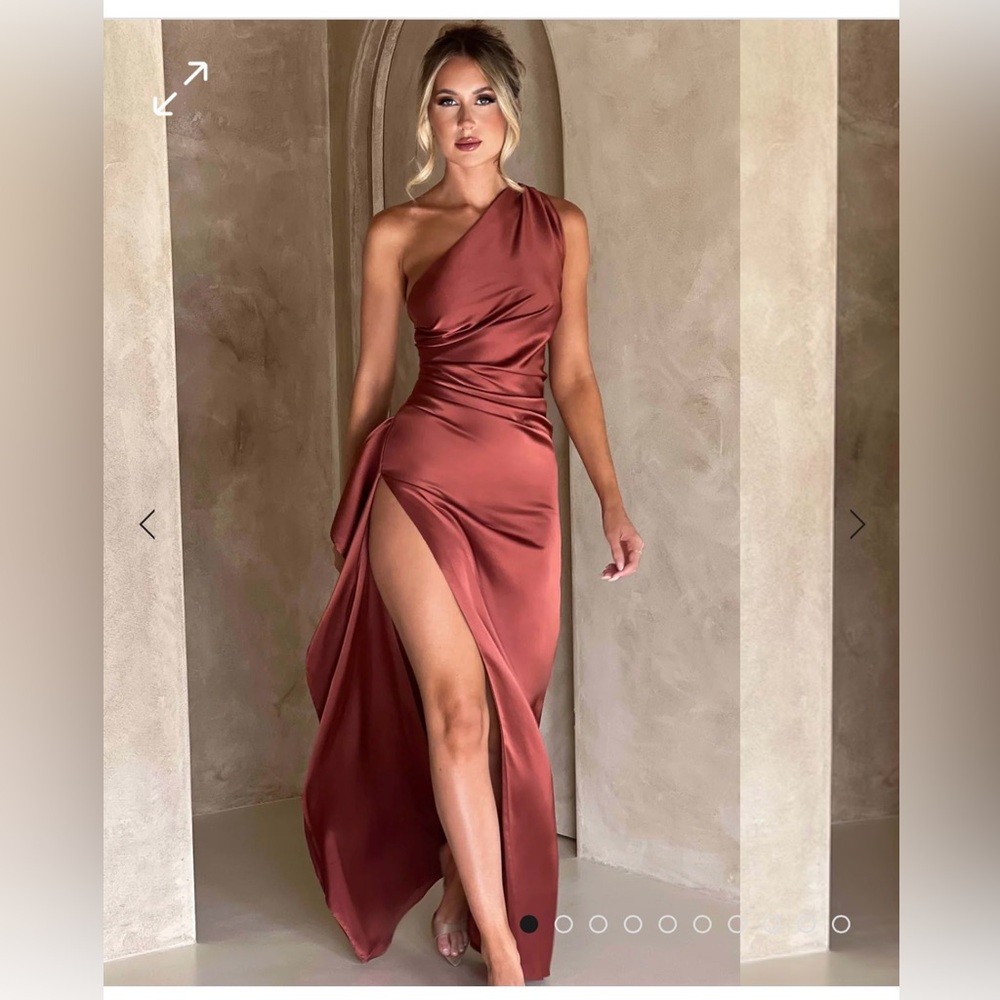 BABYBOO ARIEL MAXI DRESS- RUST Size M